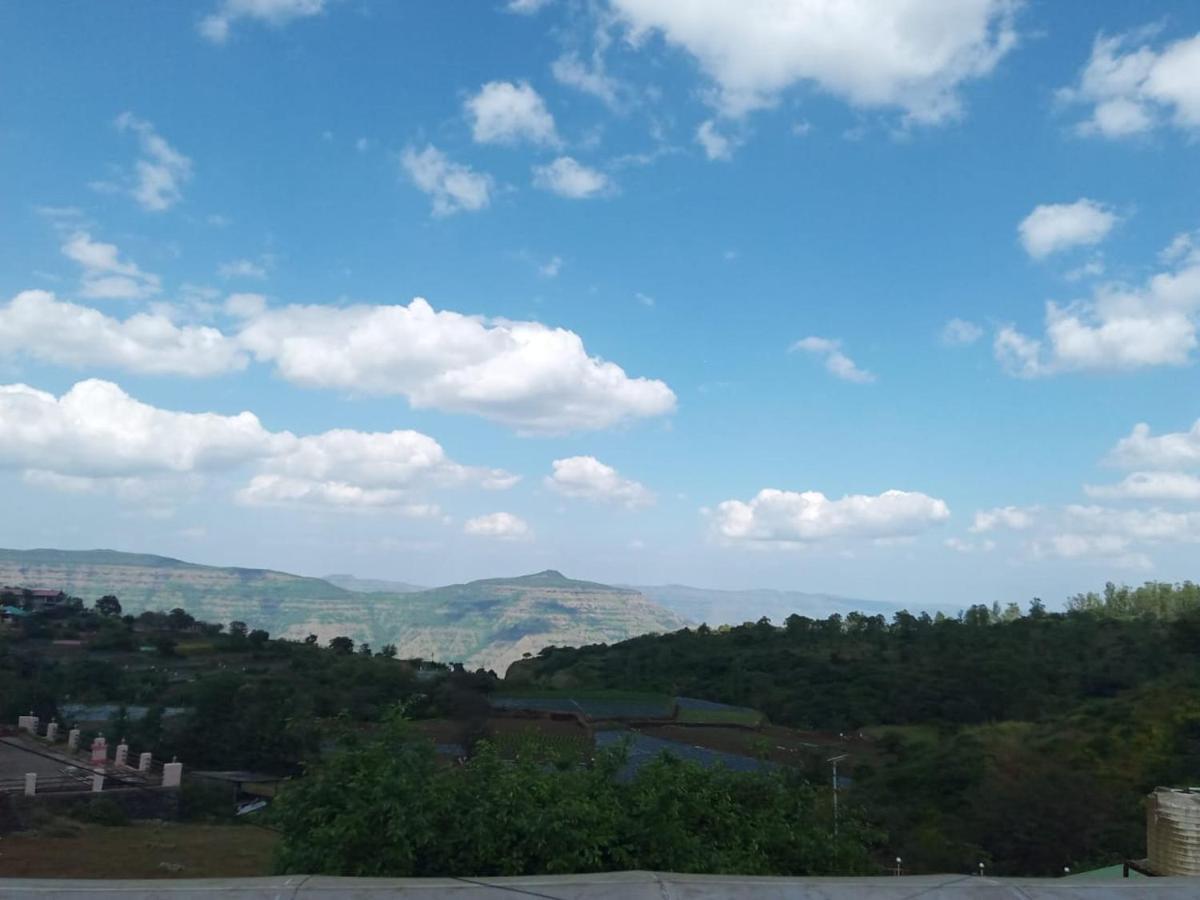Evergreen Holidays ماهاباليشوار المظهر الخارجي الصورة